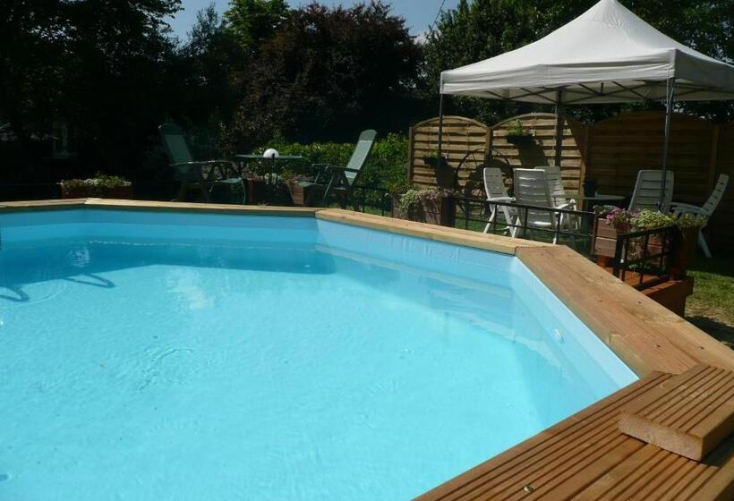 Bed and Breakfast Domaine Serrot