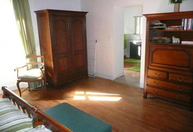 Bed and Breakfast Domaine Serrot