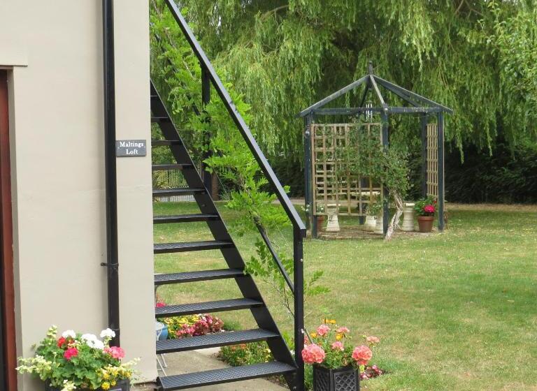 ベッドアンドブレックファースト Maltings Loft