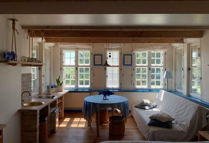 تختخواب و صبحانه šturmų švyturys