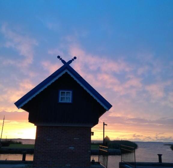 تختخواب و صبحانه šturmų švyturys