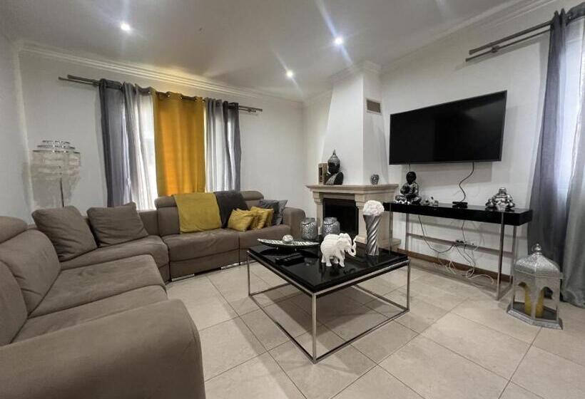 مبيت وإفطار Villarelva