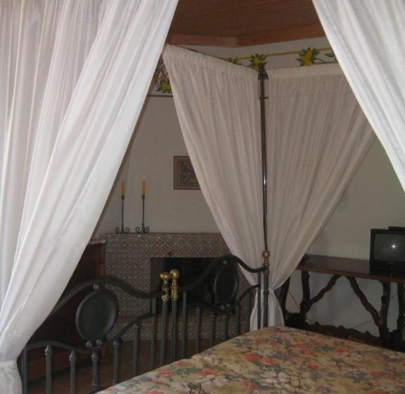 ホテル Contrada Guido