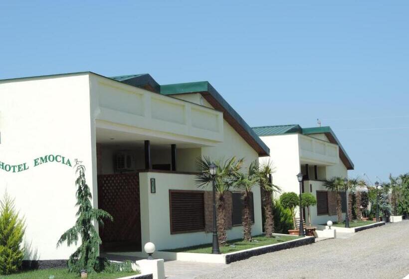 هتل Emocia