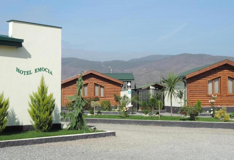 هتل Emocia