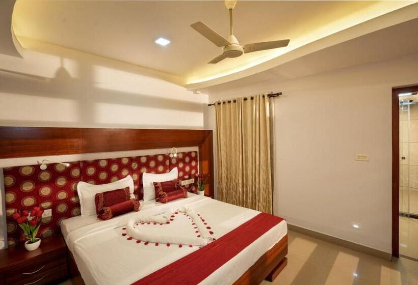 فندق Empire Residency