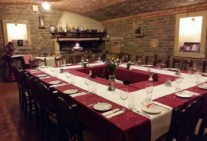 هتل Farm Stay File