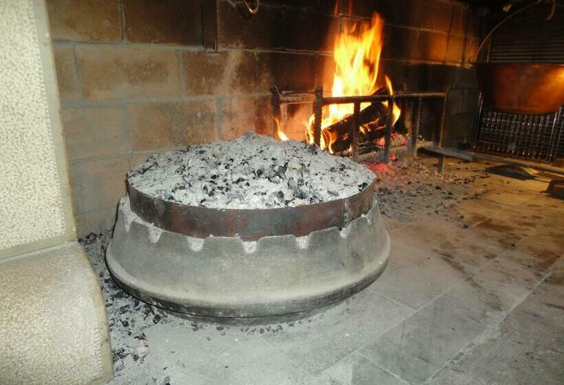 هتل Farm Stay File