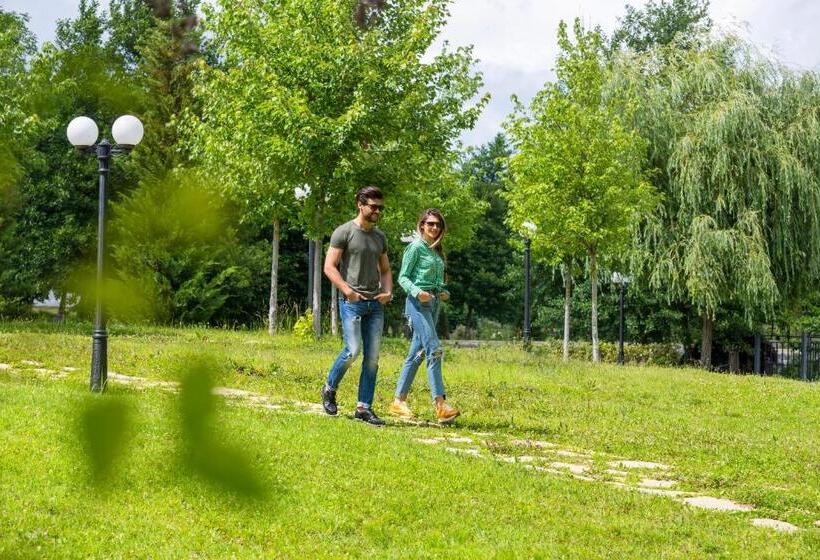 هتل Gabala Yengice Thermal Resort