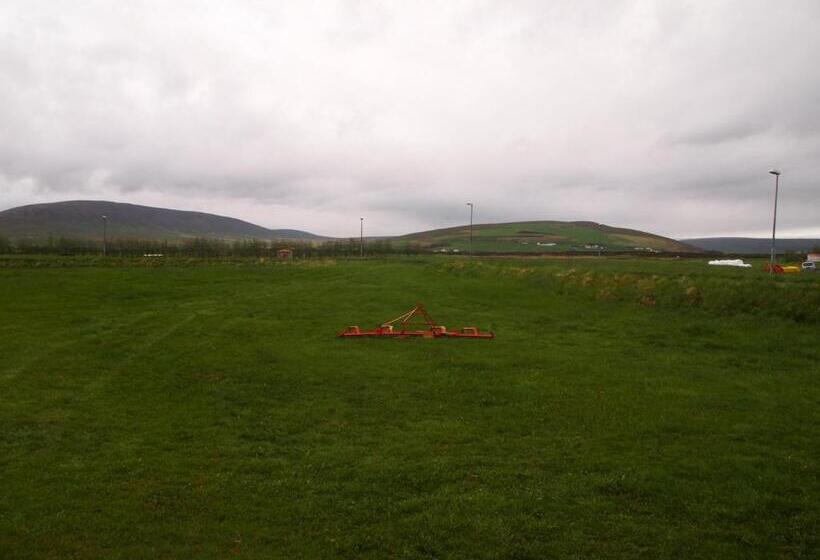 هتل Miðhvammur Farm Stay