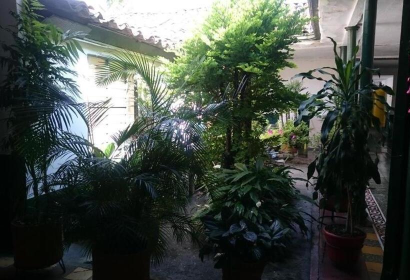 酒店 Residencias Escorial