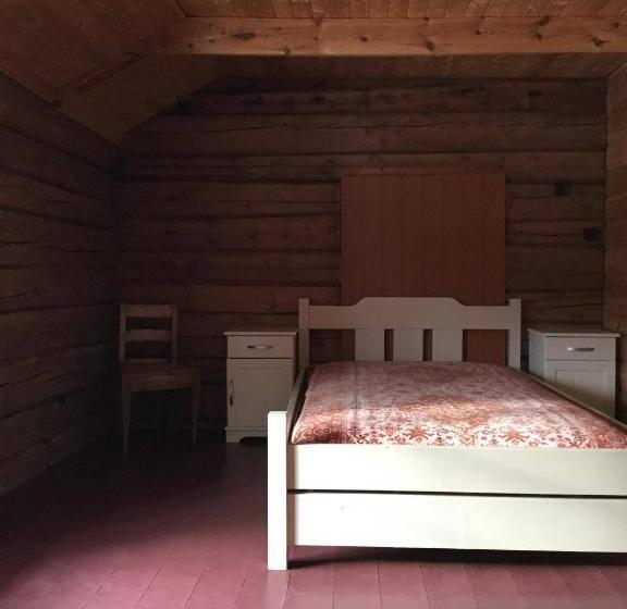 בית מלון כפרי Staurset Gård