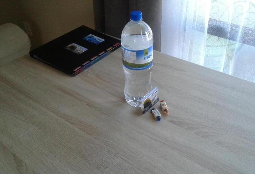 Moeraki Boulders Motel