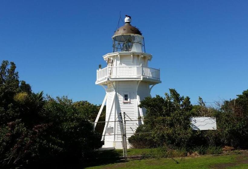 Moeraki Boulders Motel