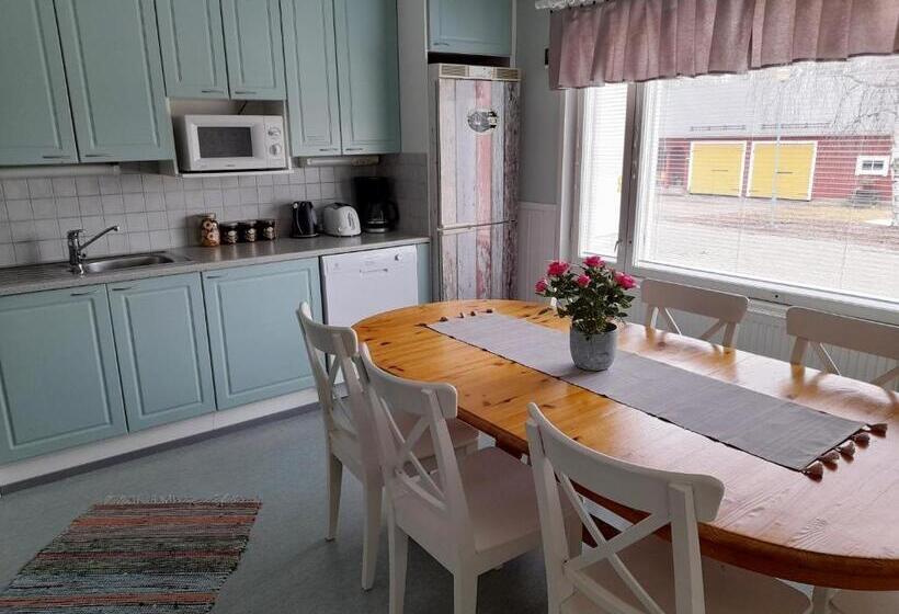 Montolan Koulun Majatalo