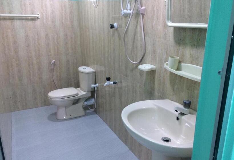 모텔 Kalkudah Budget