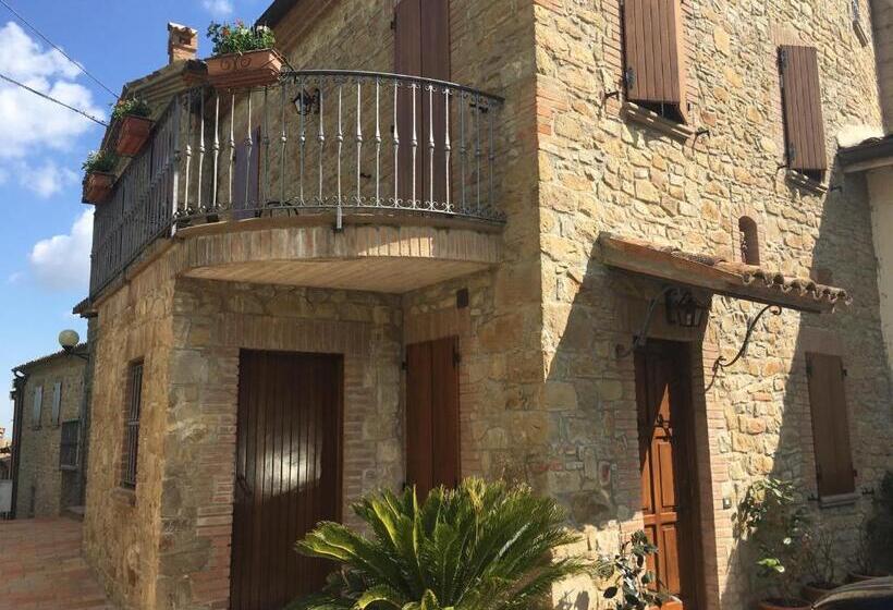 ペンション Appartamenti E Camere Il Poggio Di D Angeli Lidia