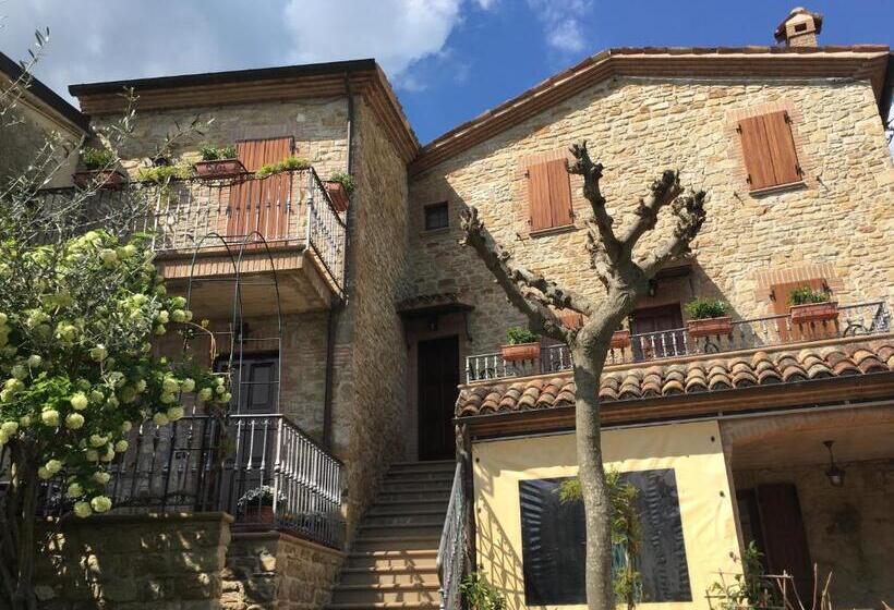 ペンション Appartamenti E Camere Il Poggio Di D Angeli Lidia