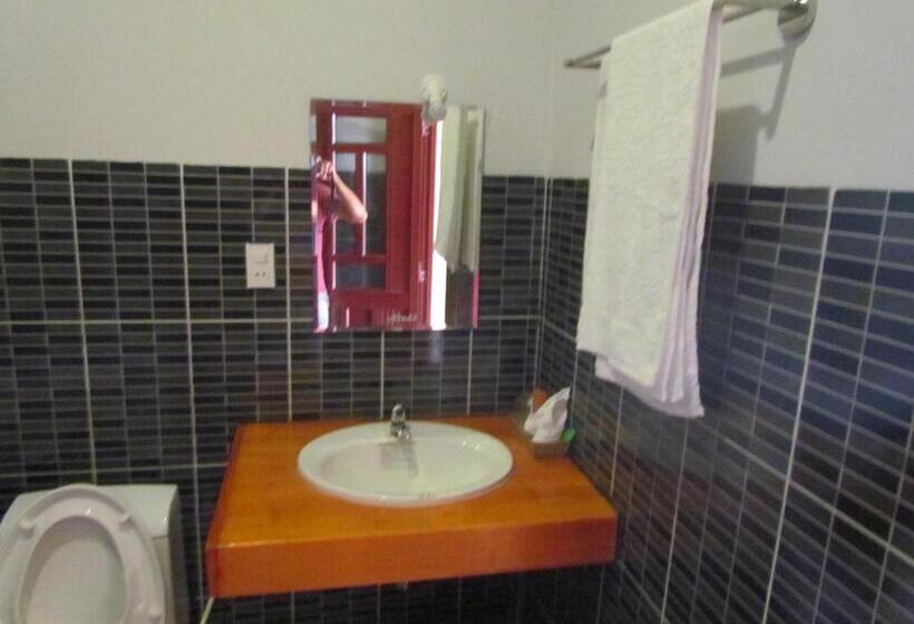 پانسیون Aurora Mekong