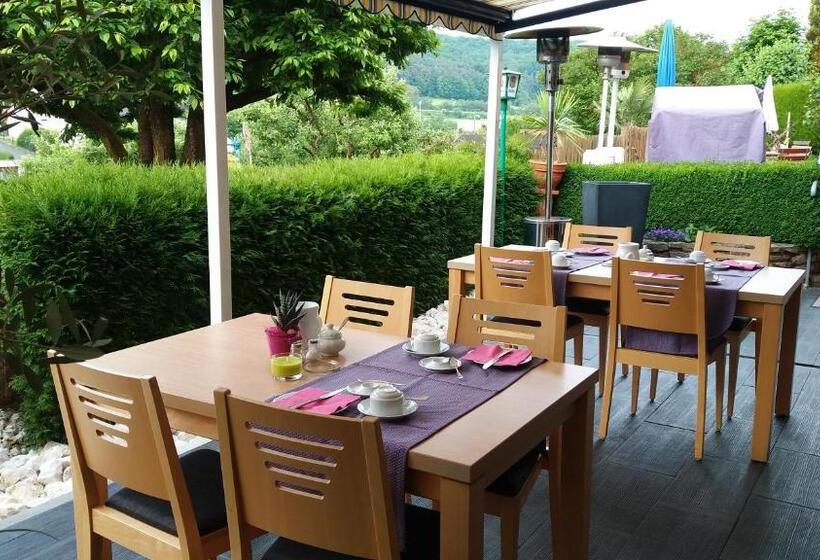 Пансион Gästehaus Ingrid