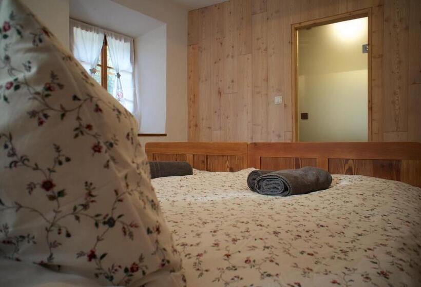 پانسیون Juvanova Hiša   Apartments And Rooms