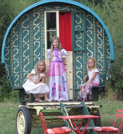 膳宿费 La Roulotte De La Maison Du Bonheur