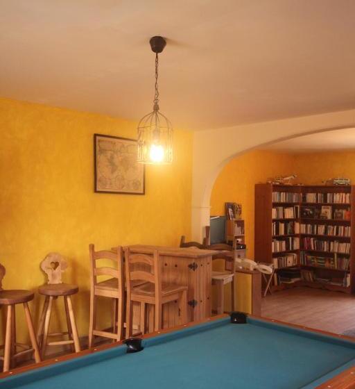 膳宿费 La Roulotte De La Maison Du Bonheur