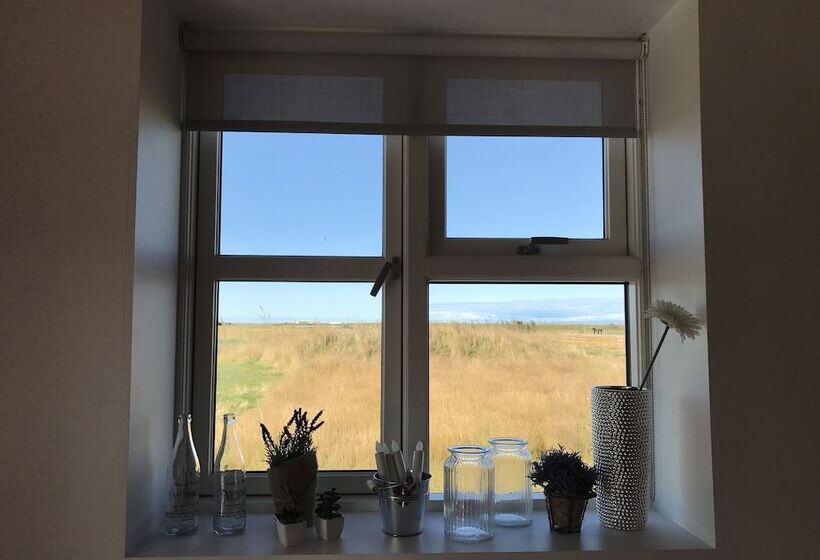 پانسیون Lindartun Guesthouse