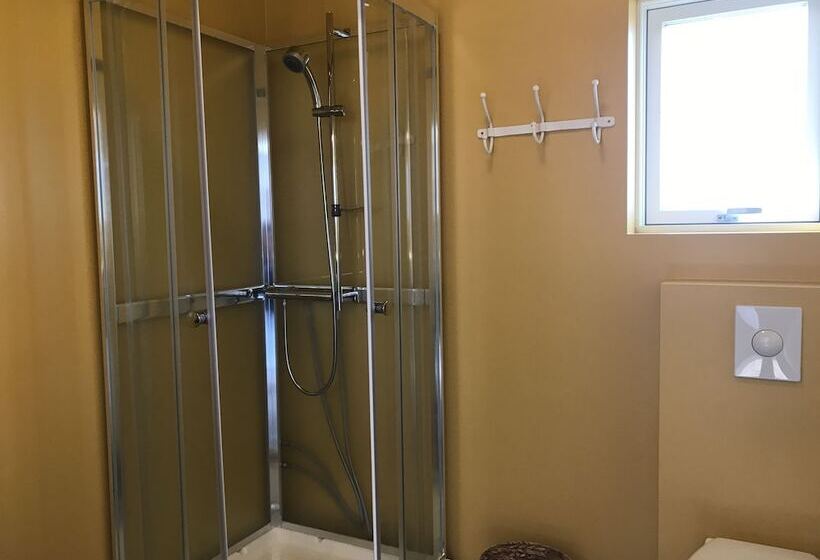 پانسیون Lindartun Guesthouse