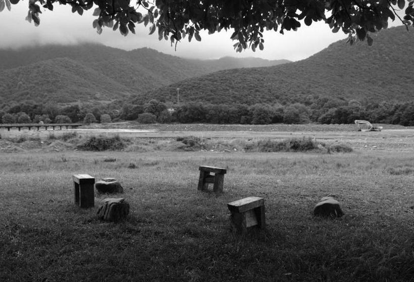 پانسیون Nazy S Guest House