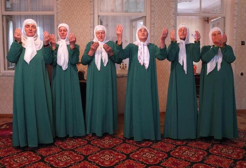 پانسیون Nazy S Guest House