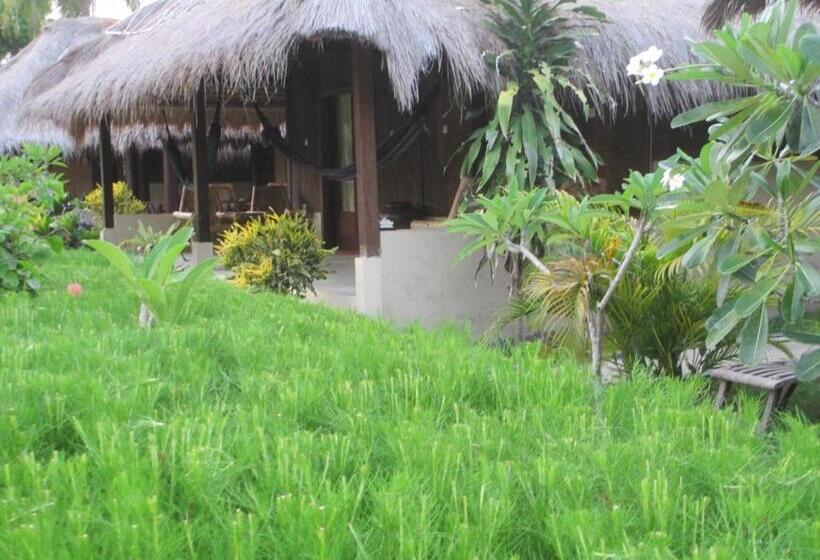 Pensão Selong Belanak Bungalows