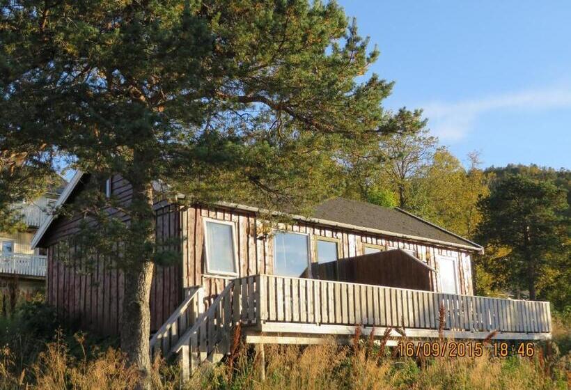 Пансион Ulvsvåg Gjestgiveri Og Fjordcamping As