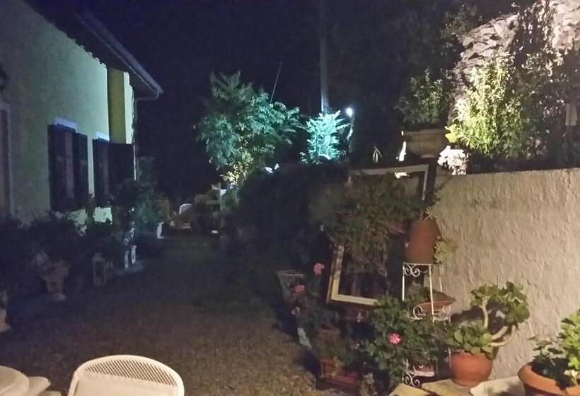 بنسيون Villa Anna