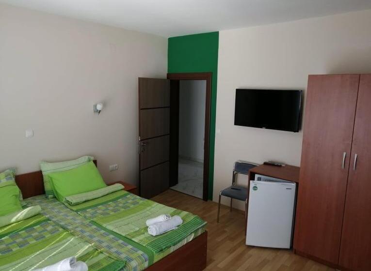 پانسیون Villa Mimi