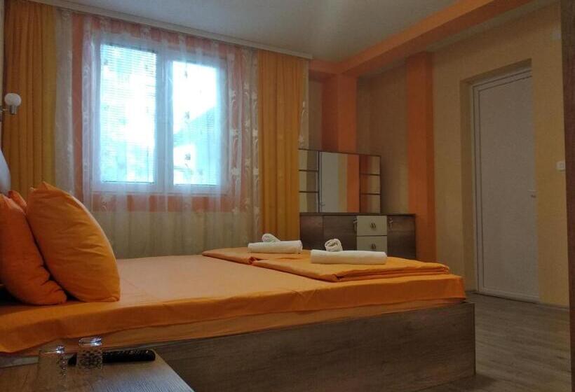 پانسیون Villa Mimi