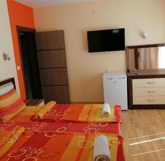 پانسیون Villa Mimi