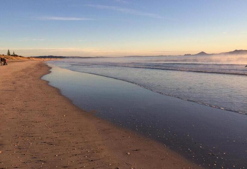 Strathaven Bed And Breakfast