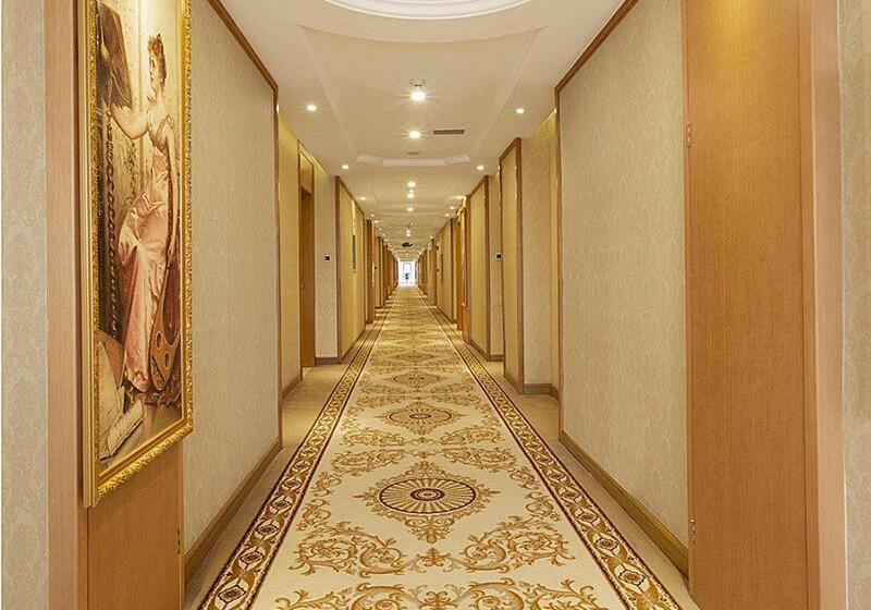 Vienna Hotel Shenzhen View Lake Park