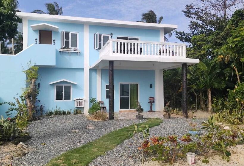 Whitesands Beach Resort