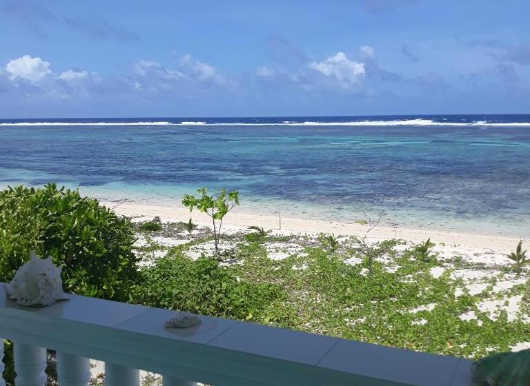 Whitesands Beach Resort