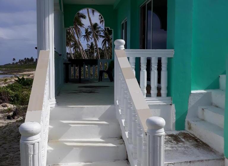 Whitesands Beach Resort