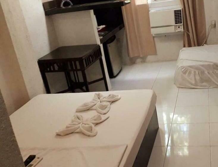 הוסטל Ellen S Resort