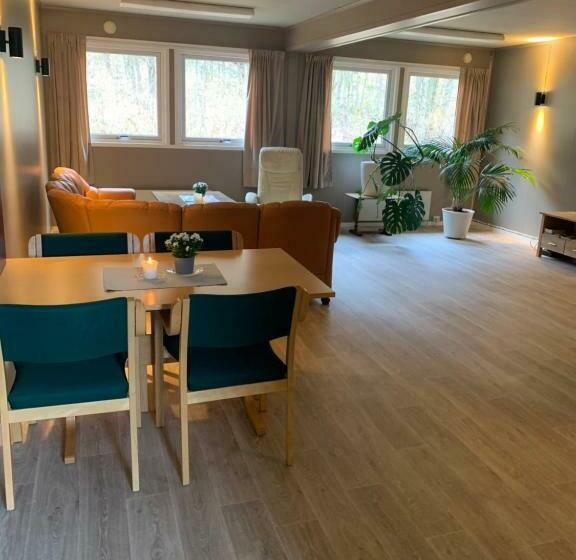 فندق صغير Fosseland Gjestegård