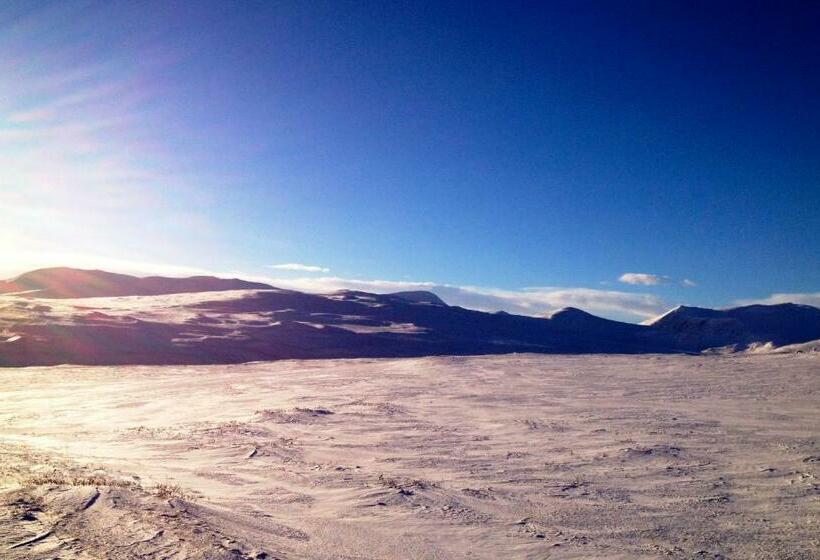 هاستل Basecamp Frich`s Hjerkinn