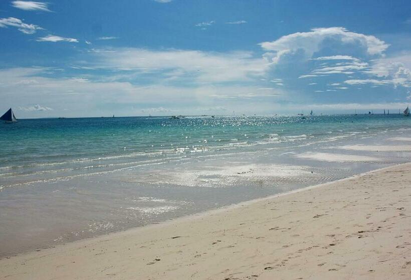 הוסטל Mr Holidays