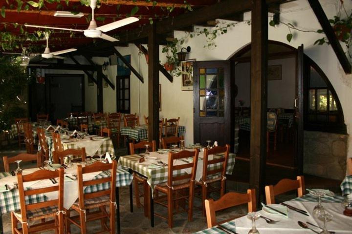 호스텔 The Bunch Of Grapes Inn