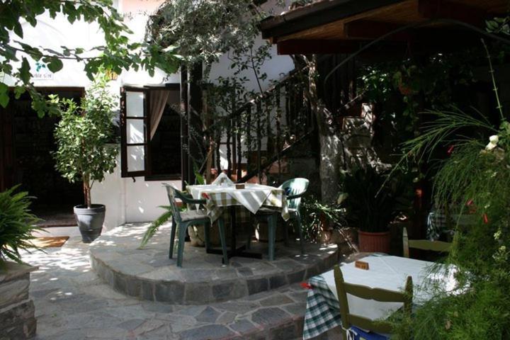 호스텔 The Bunch Of Grapes Inn