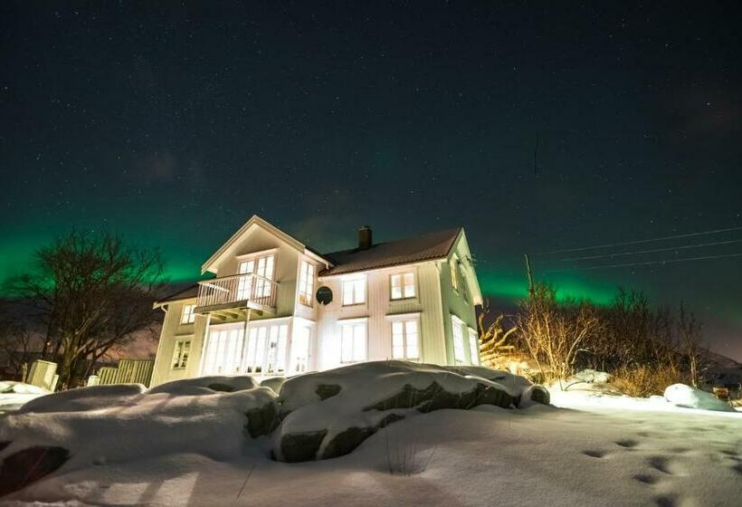 فندق صغير Villa Ballstad