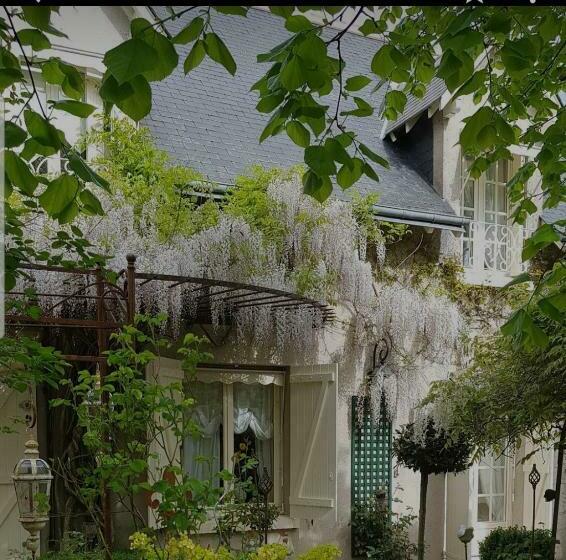 تختخواب و صبحانه Chambres D Hôtes Jardin D Ivoire